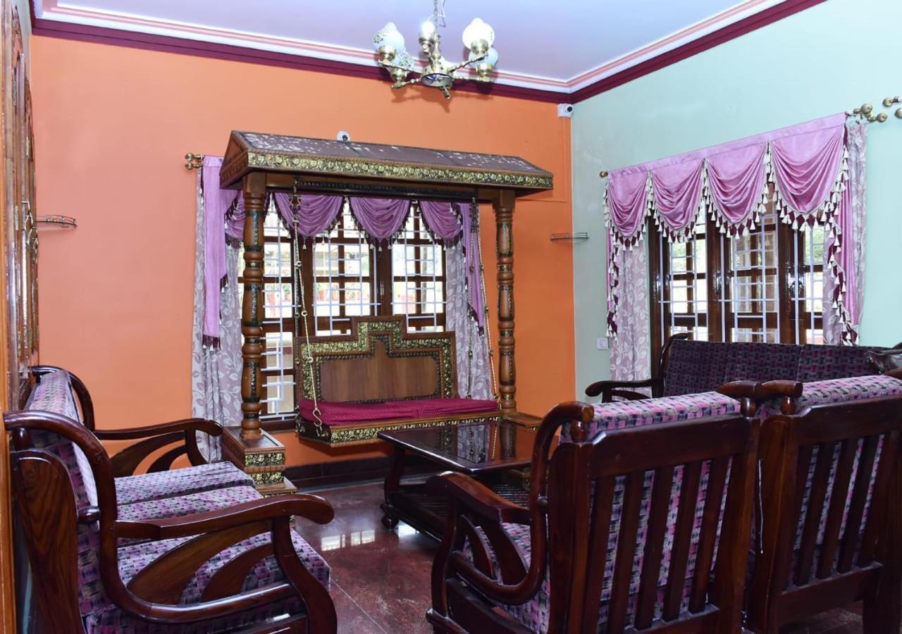 Kaveri Homestay Madikeri Exterior photo