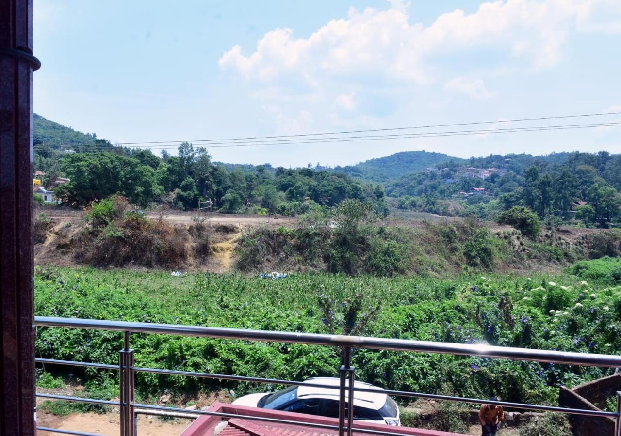 Kaveri Homestay Madikeri Room photo